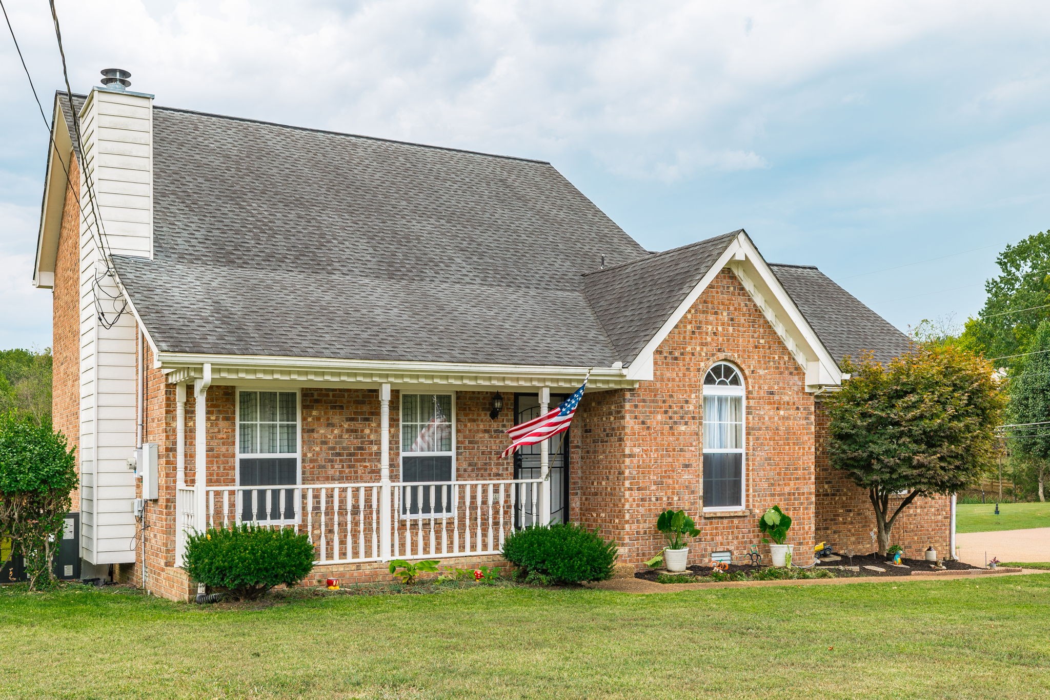 101 Victoria Ln, E