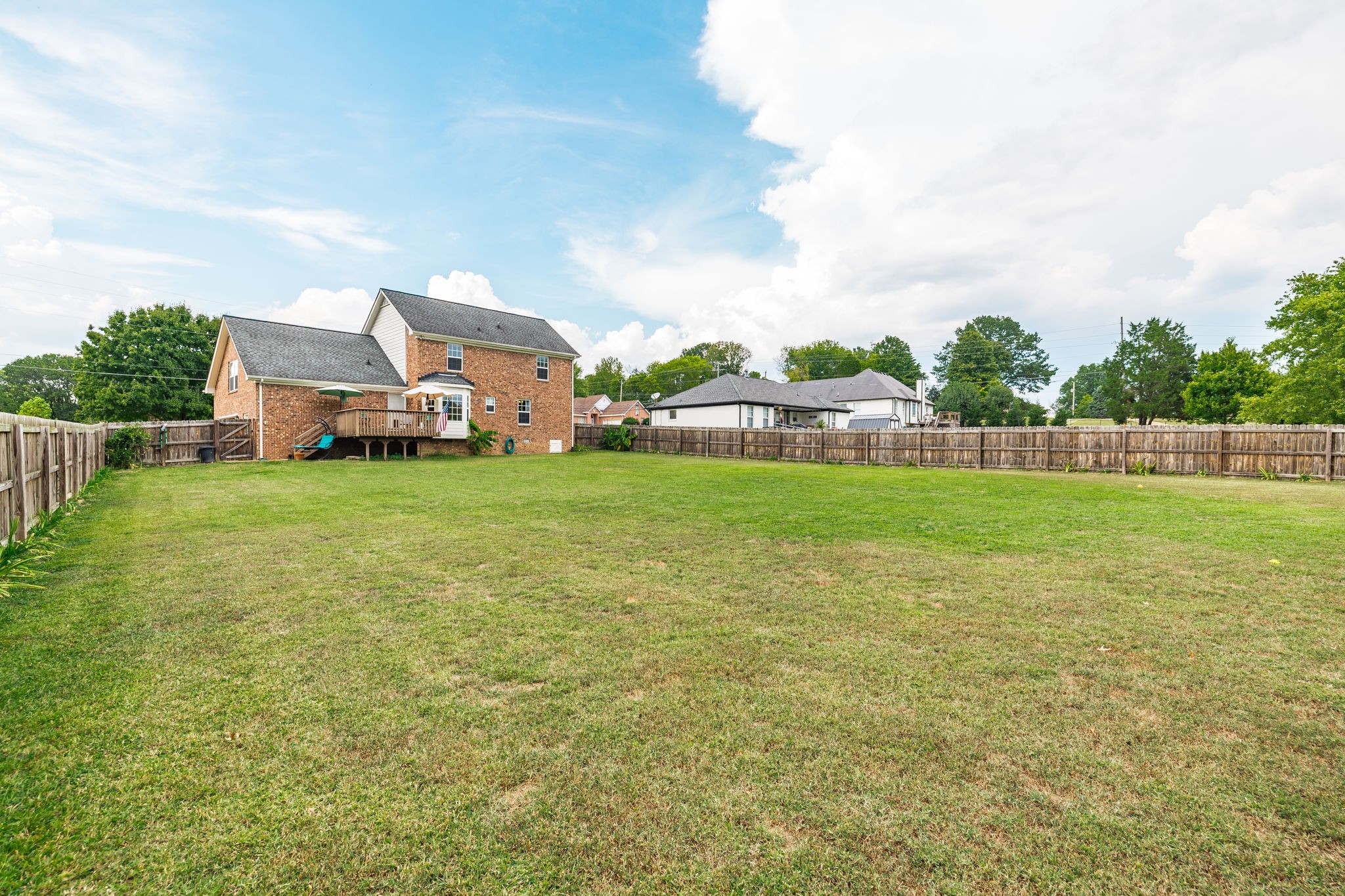 101 Victoria Ln, E