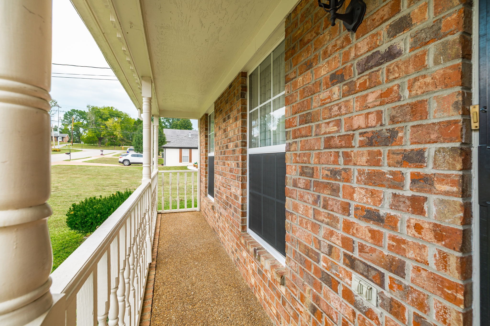 101 Victoria Ln, E