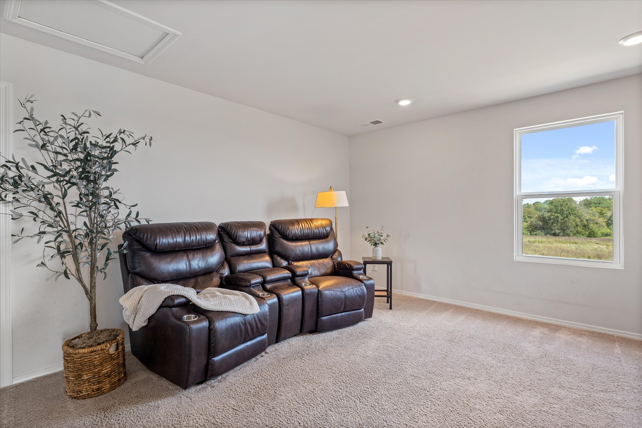 2301 Filly Ct