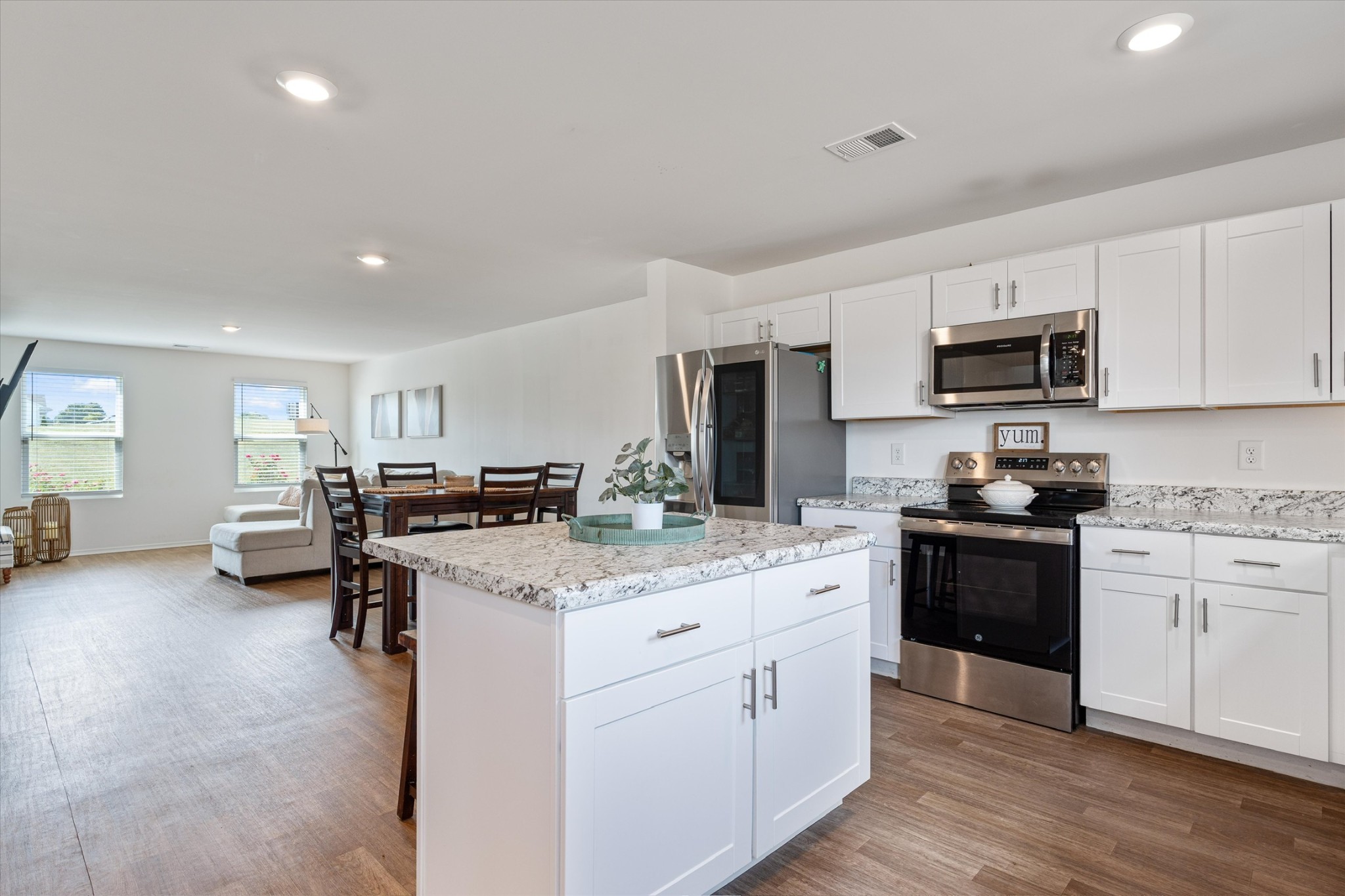 2301 Filly Ct