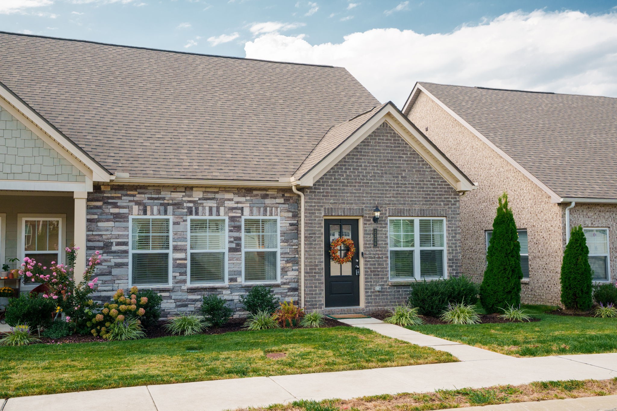 2336 Laurelstone Dr