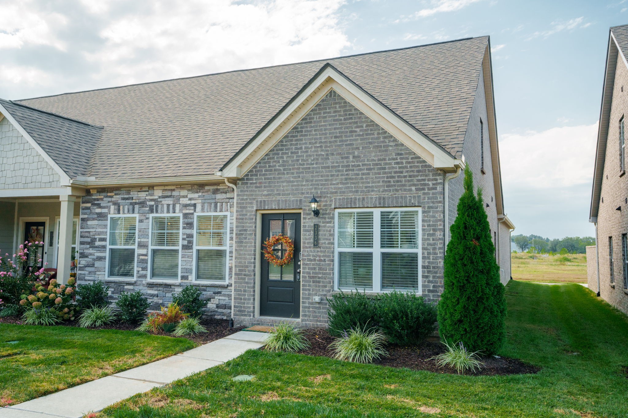2336 Laurelstone Dr