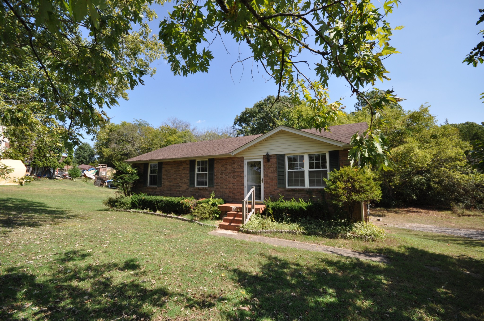 717 Garland Dr