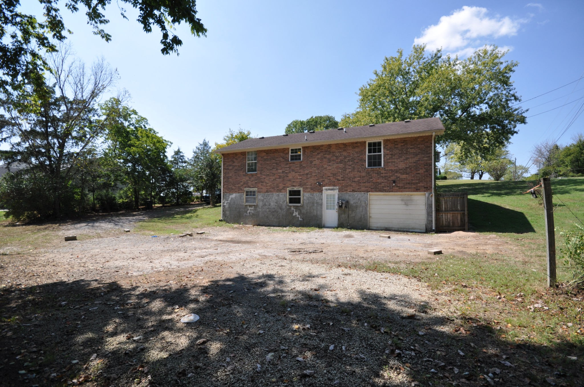 717 Garland Dr