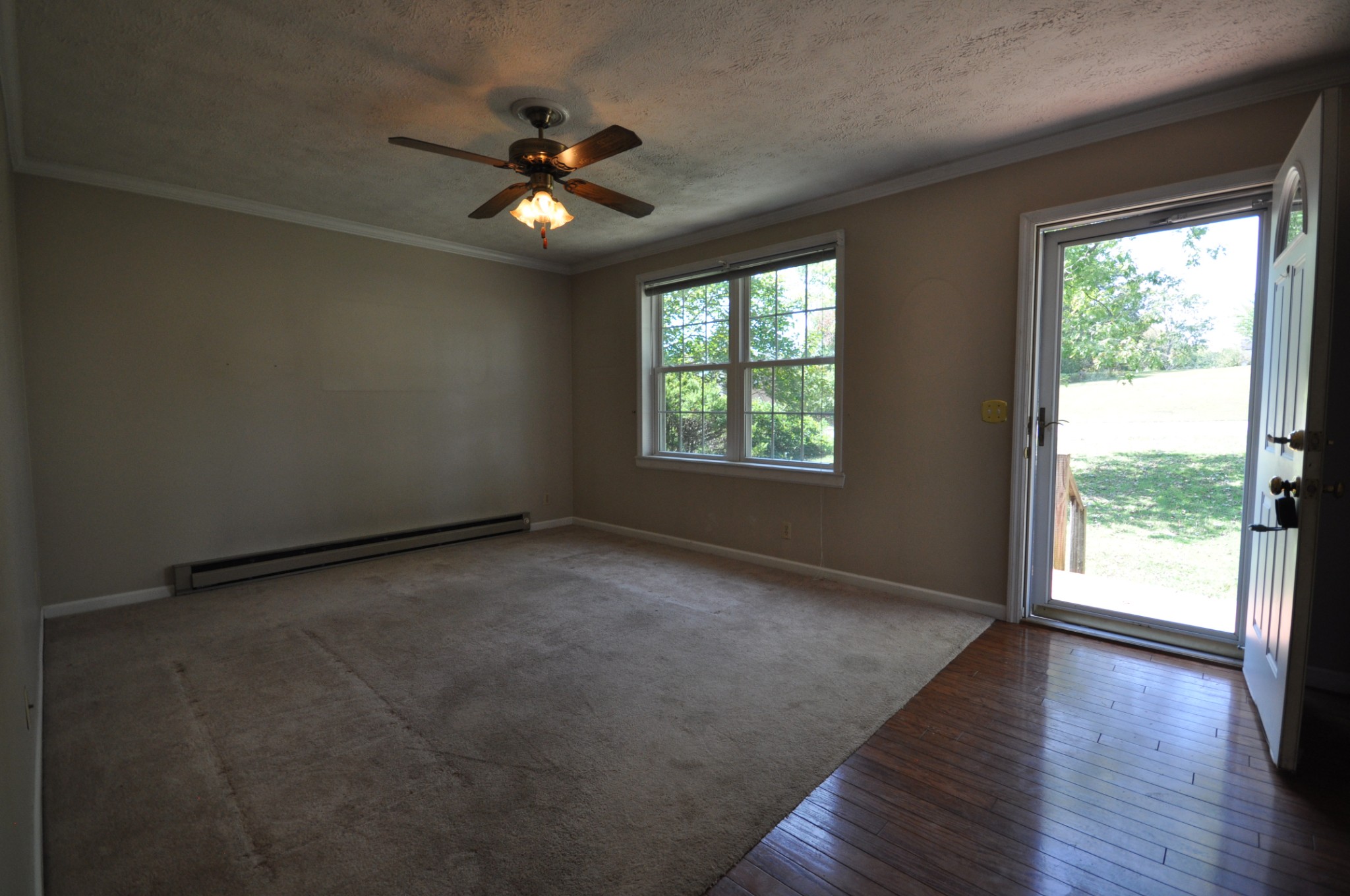 717 Garland Dr