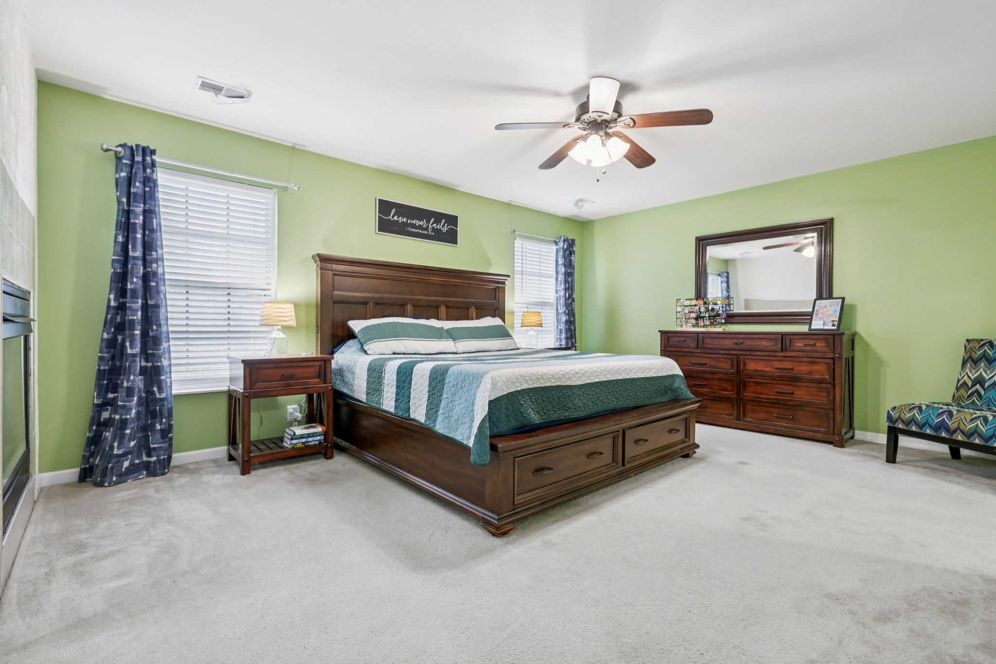 3009 Cairns Dr, W