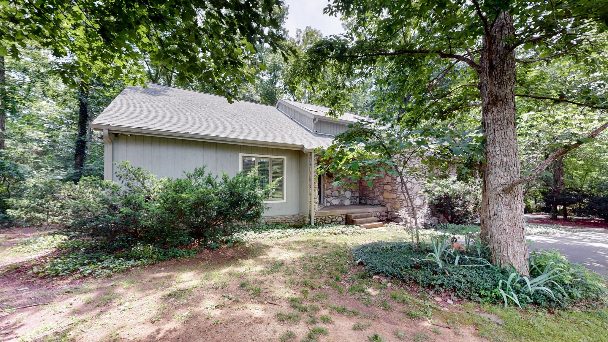 103 Southwinds Dr