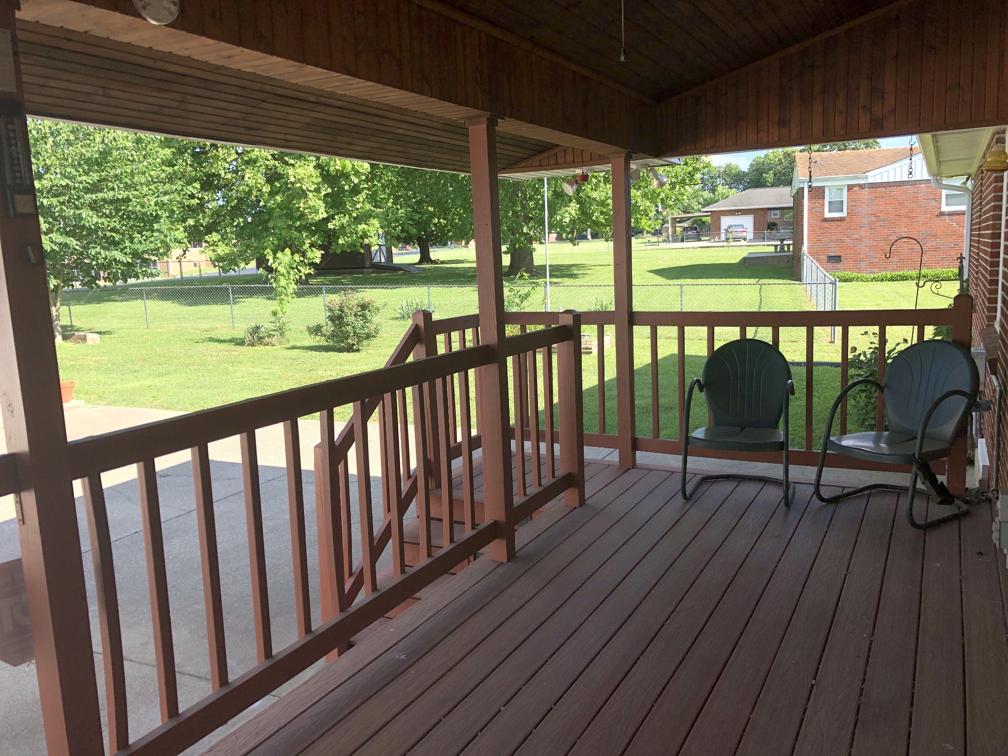 1109 Edgehill Dr