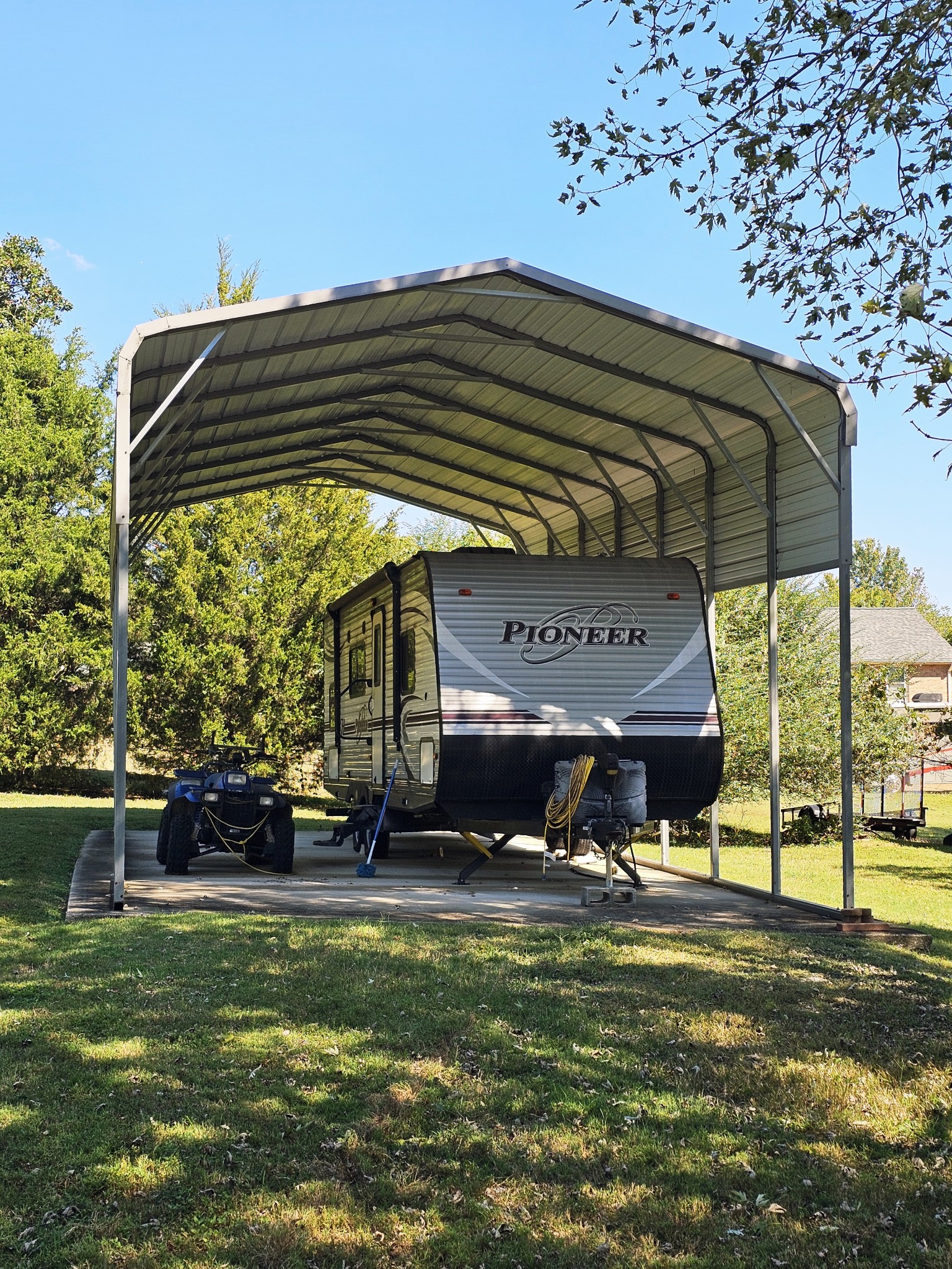 316 River Dr