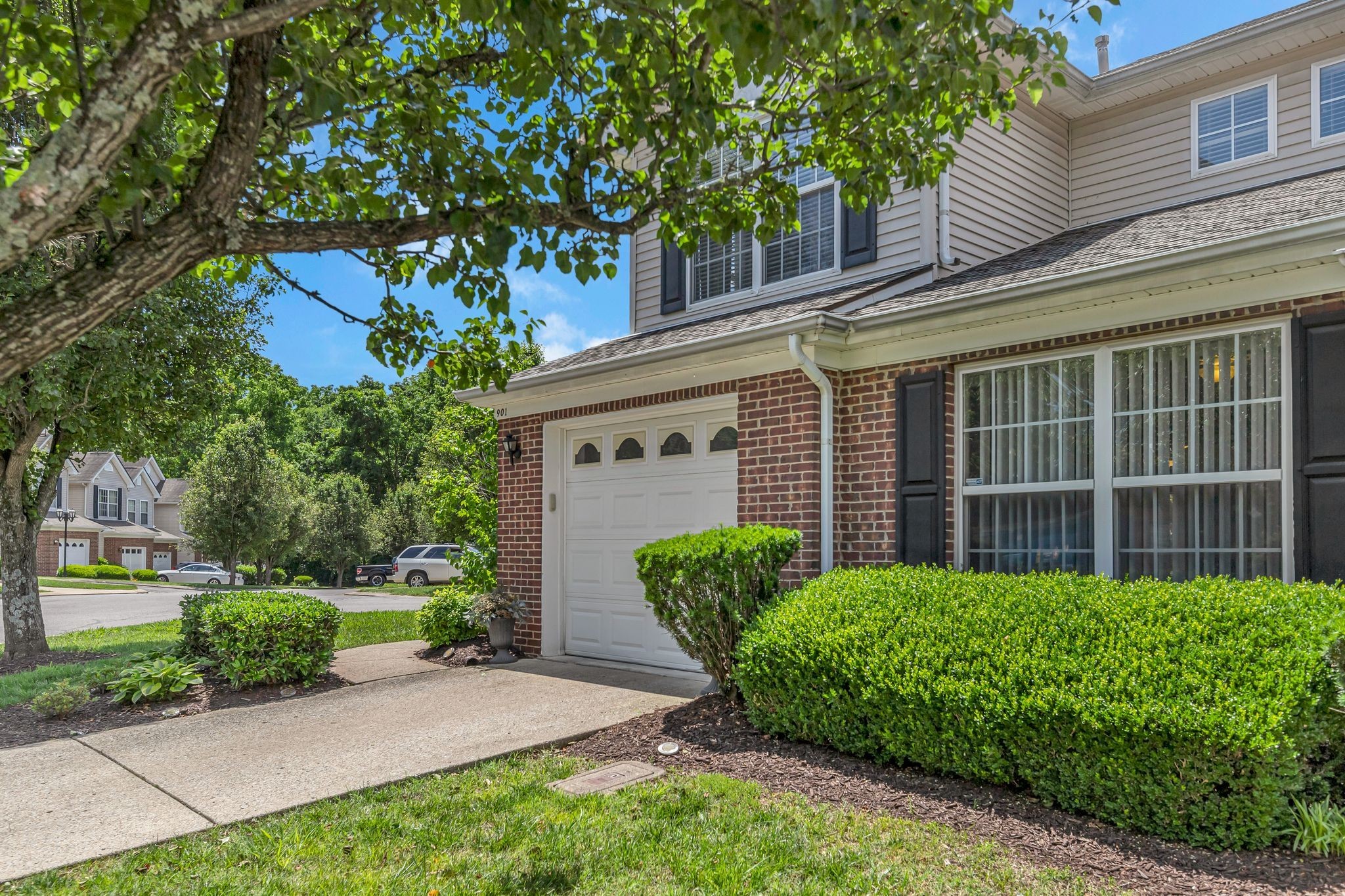747 Tulip Grove Rd Unit: 901
