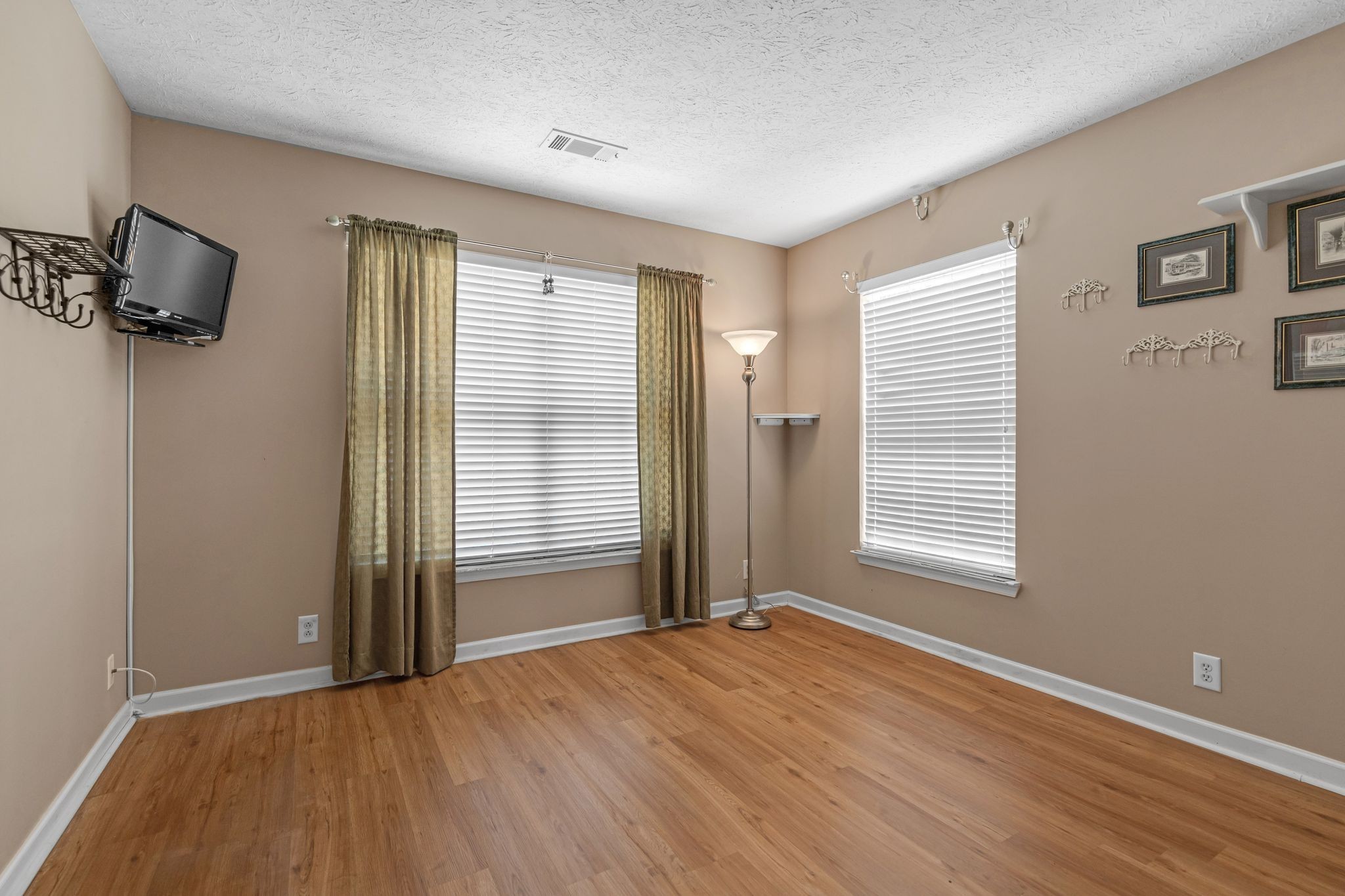747 Tulip Grove Rd Unit: 901