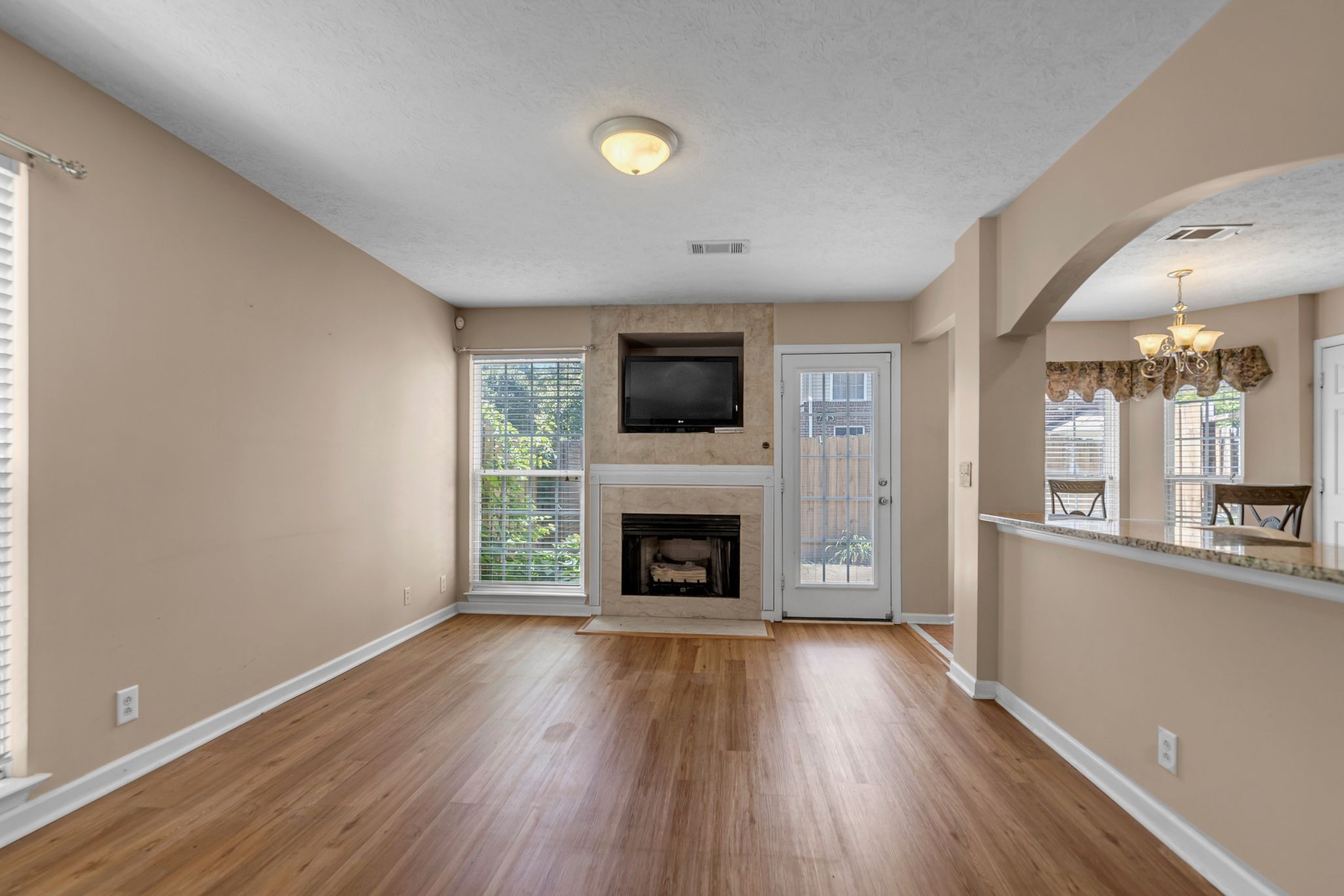 747 Tulip Grove Rd Unit: 901