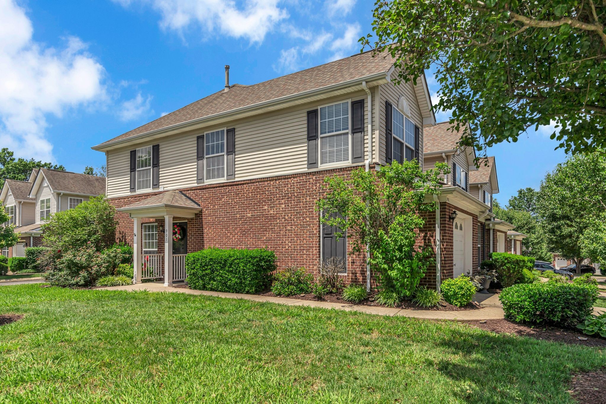 747 Tulip Grove Rd Unit: 901