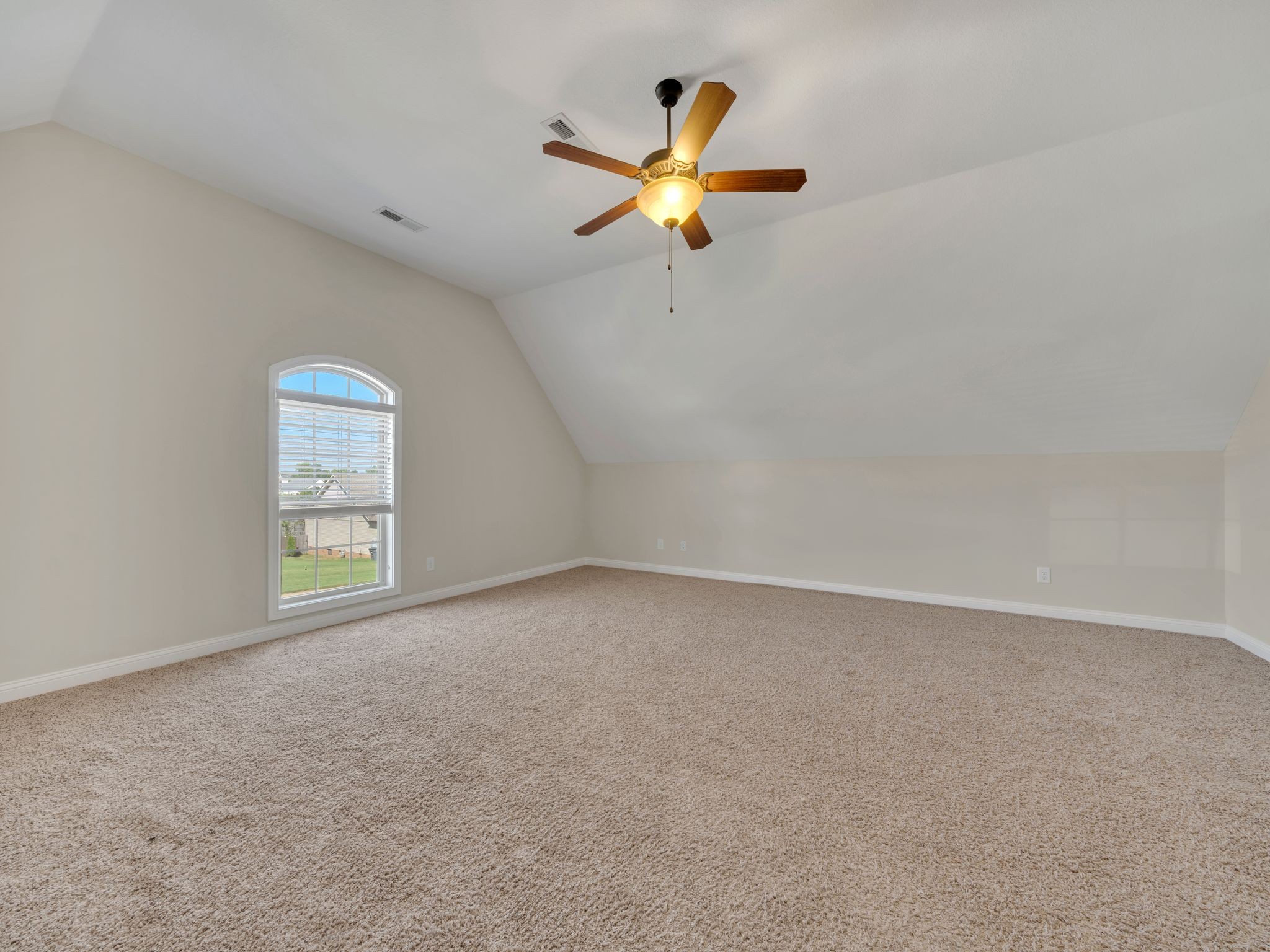 1274 Snowball Ln