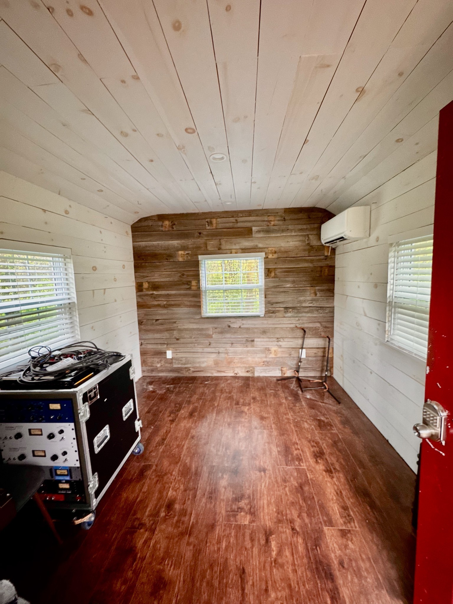 5504 W Shady Trl