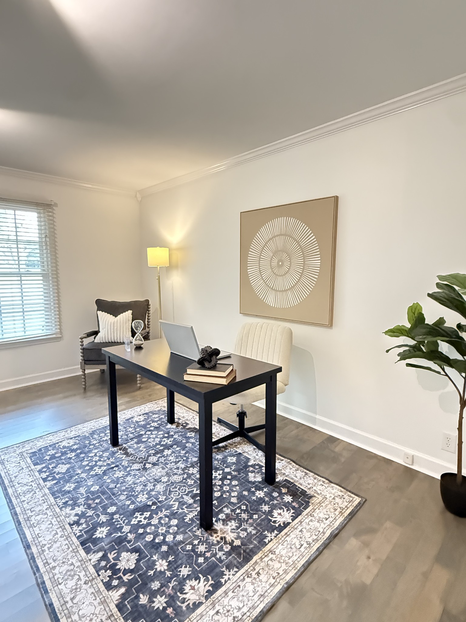 5504 W Shady Trl