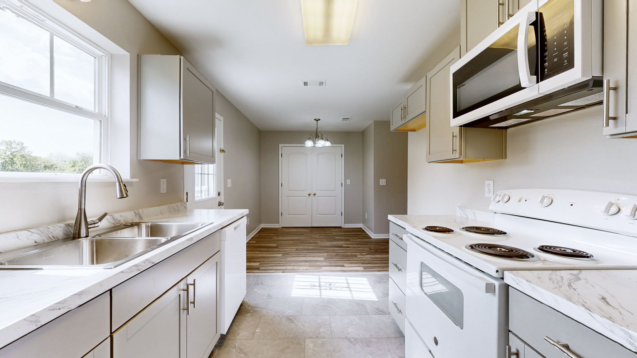 3253 Rainwood Dr