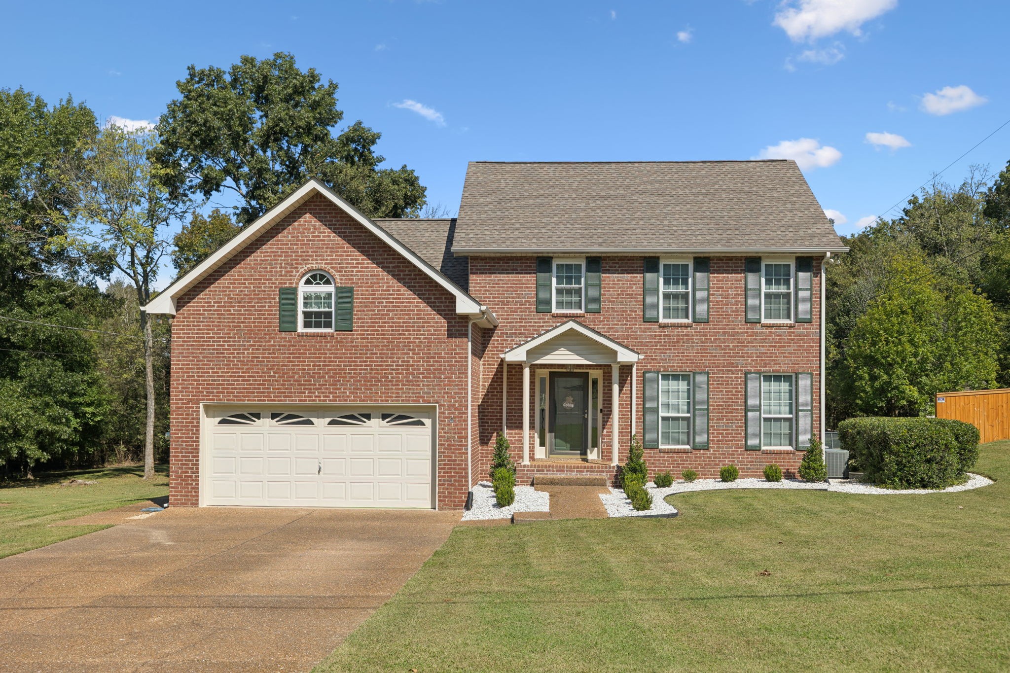 2248 Rolling Hills Dr