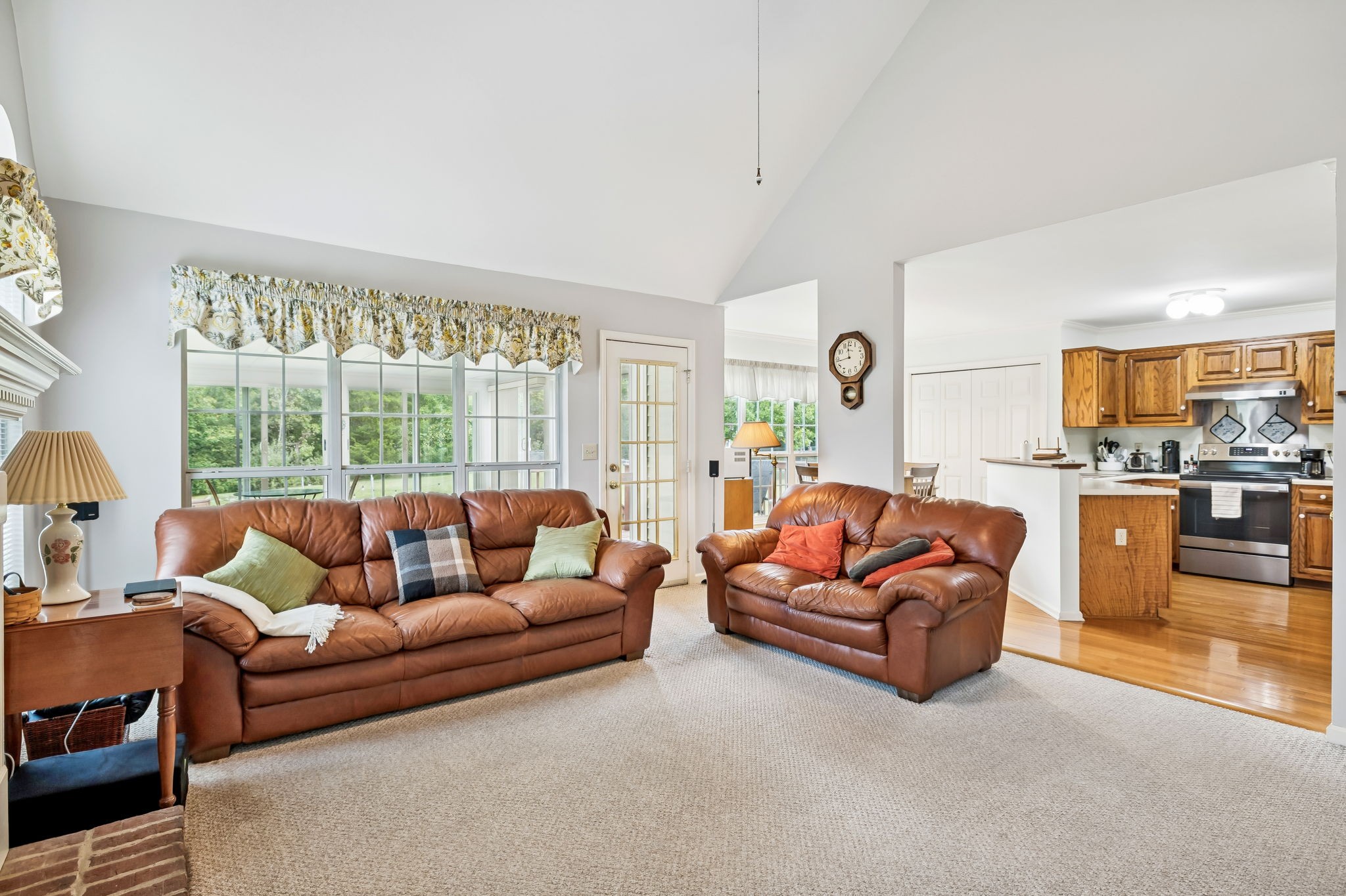 2248 Rolling Hills Dr