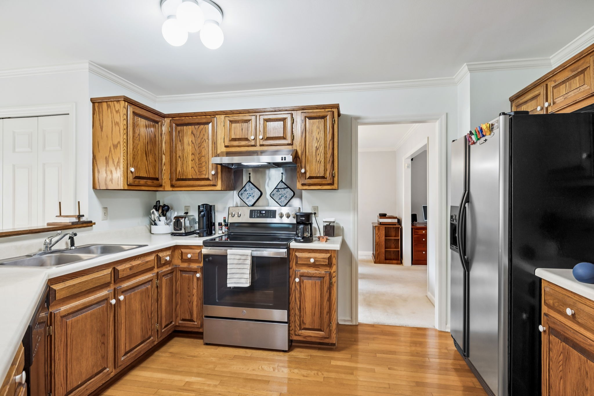 2248 Rolling Hills Dr