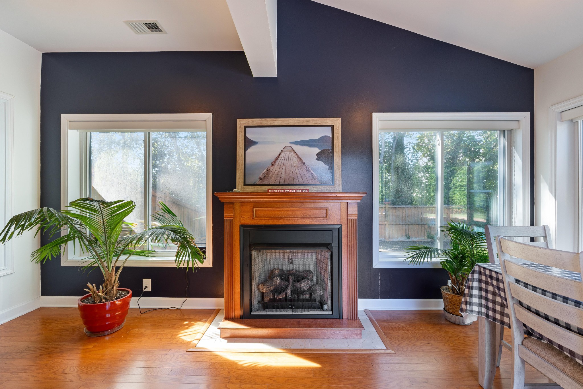 1328 Wentworth Dr