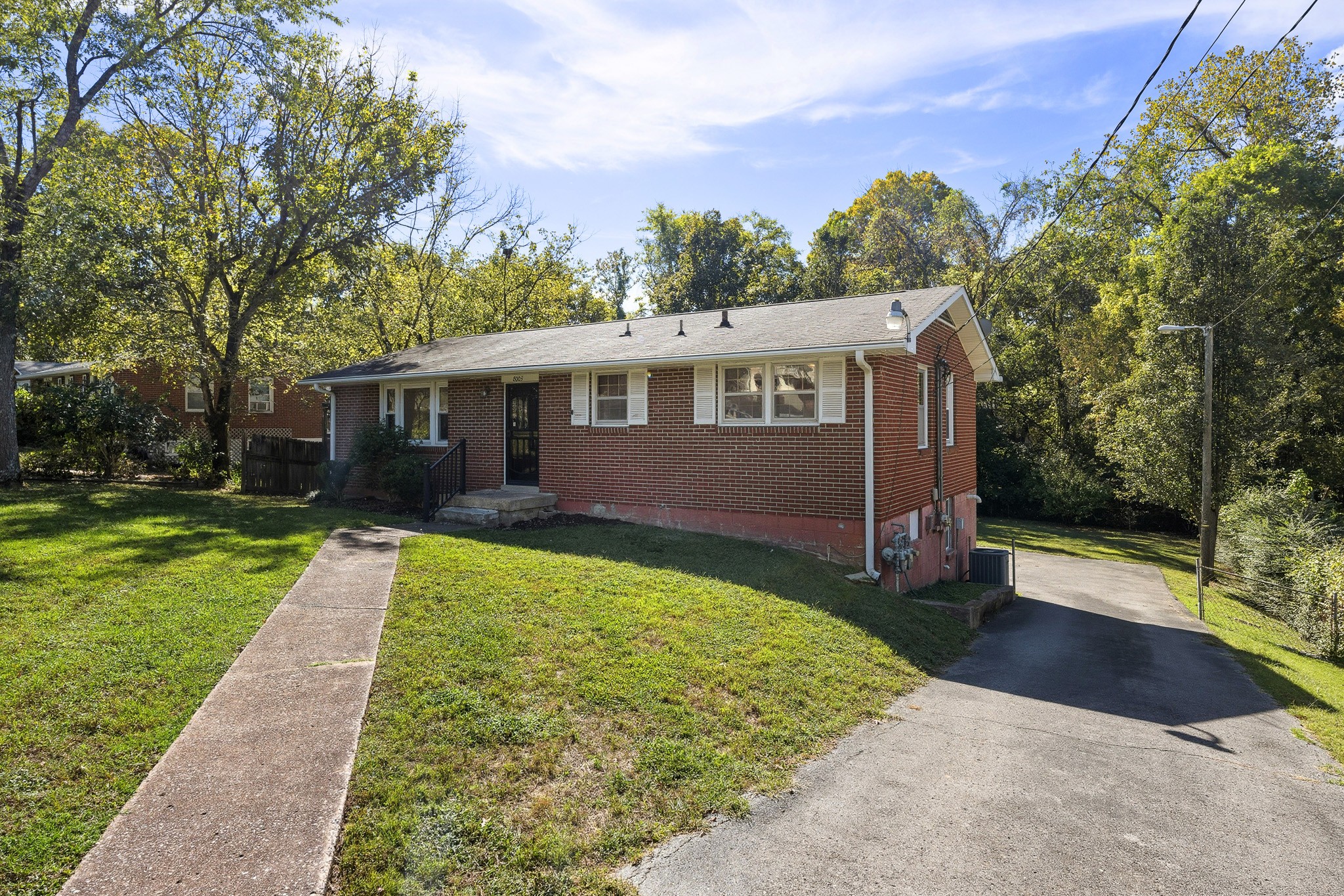 8003 Bonnafair Dr