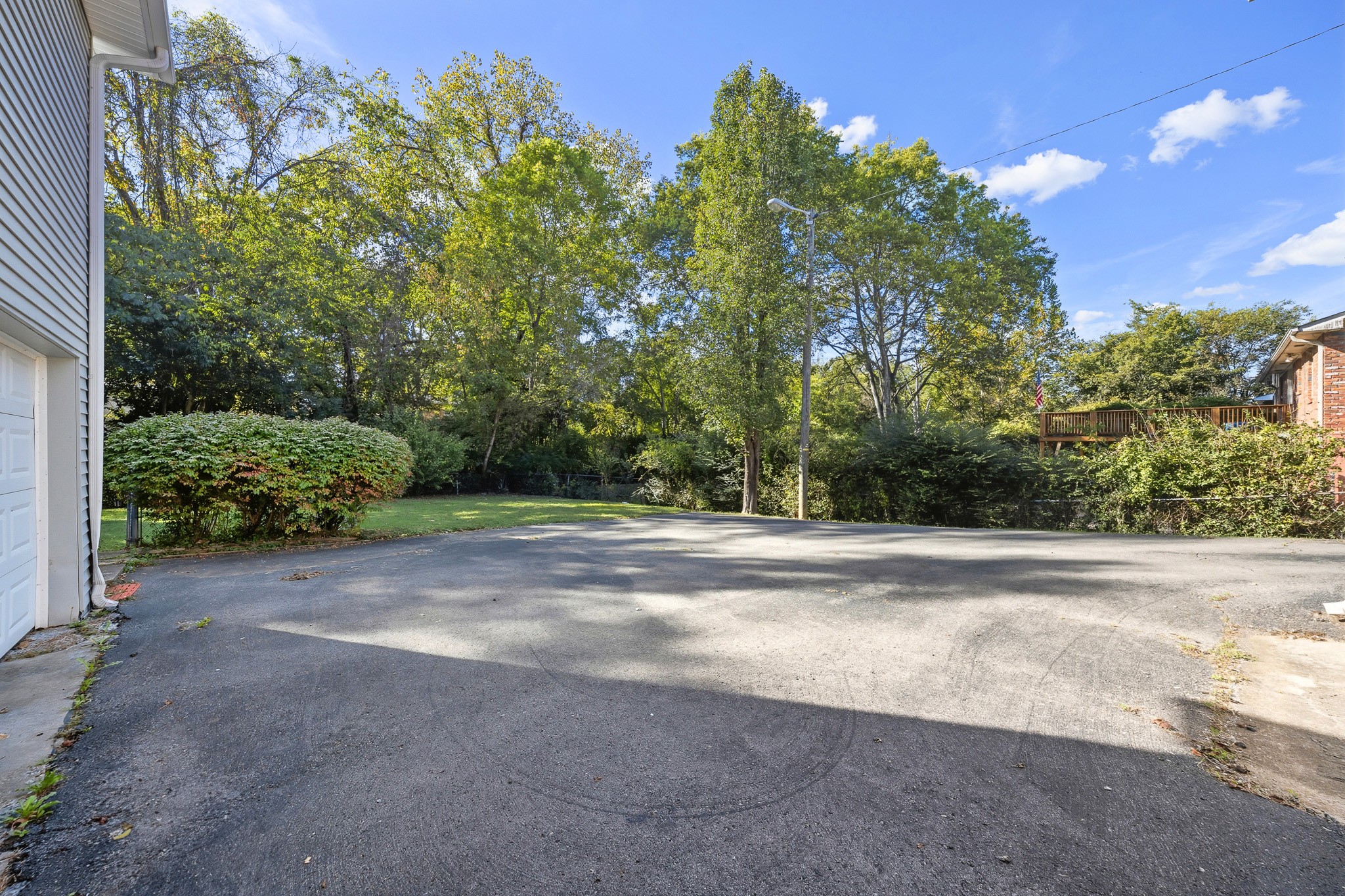 8003 Bonnafair Dr