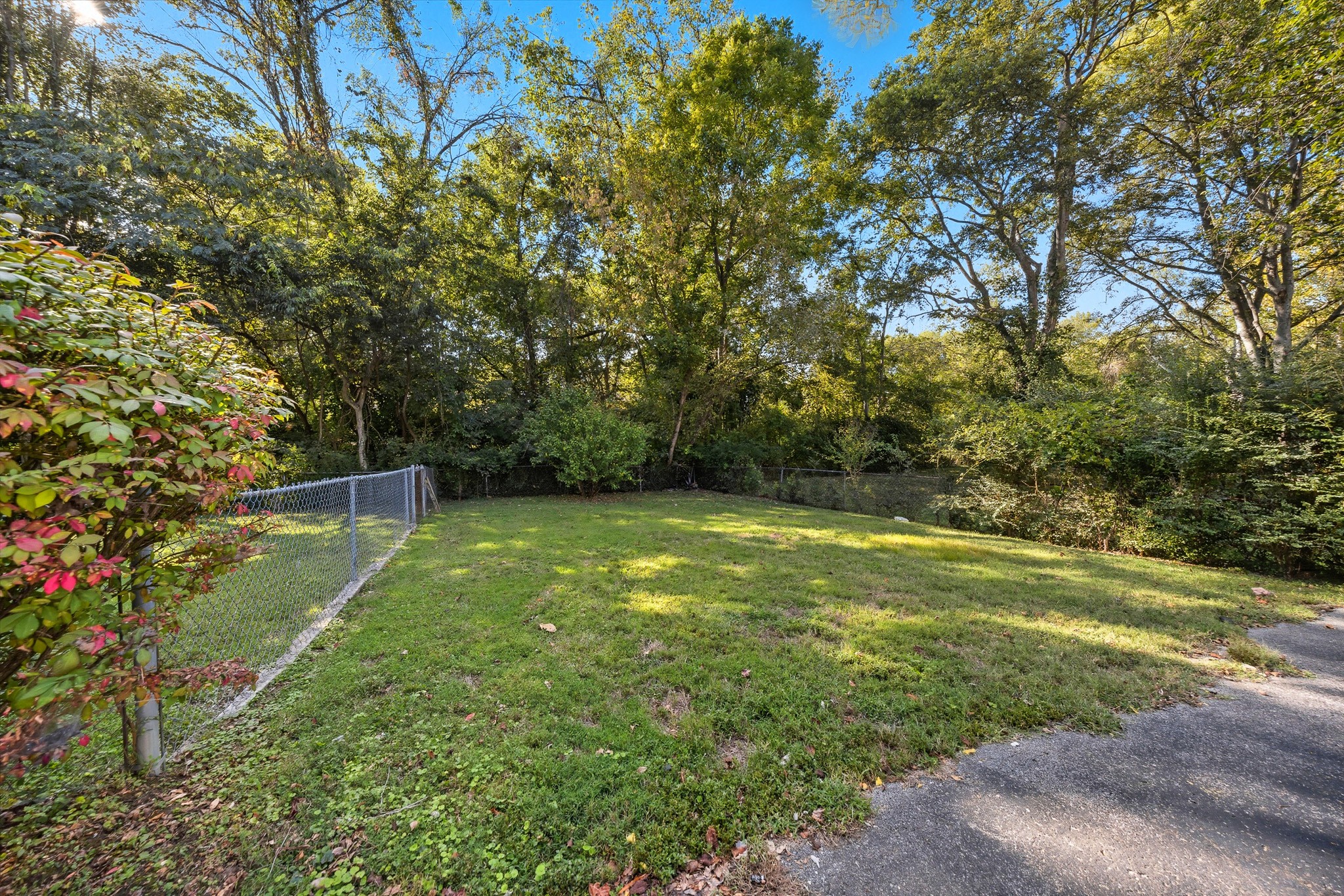 8003 Bonnafair Dr