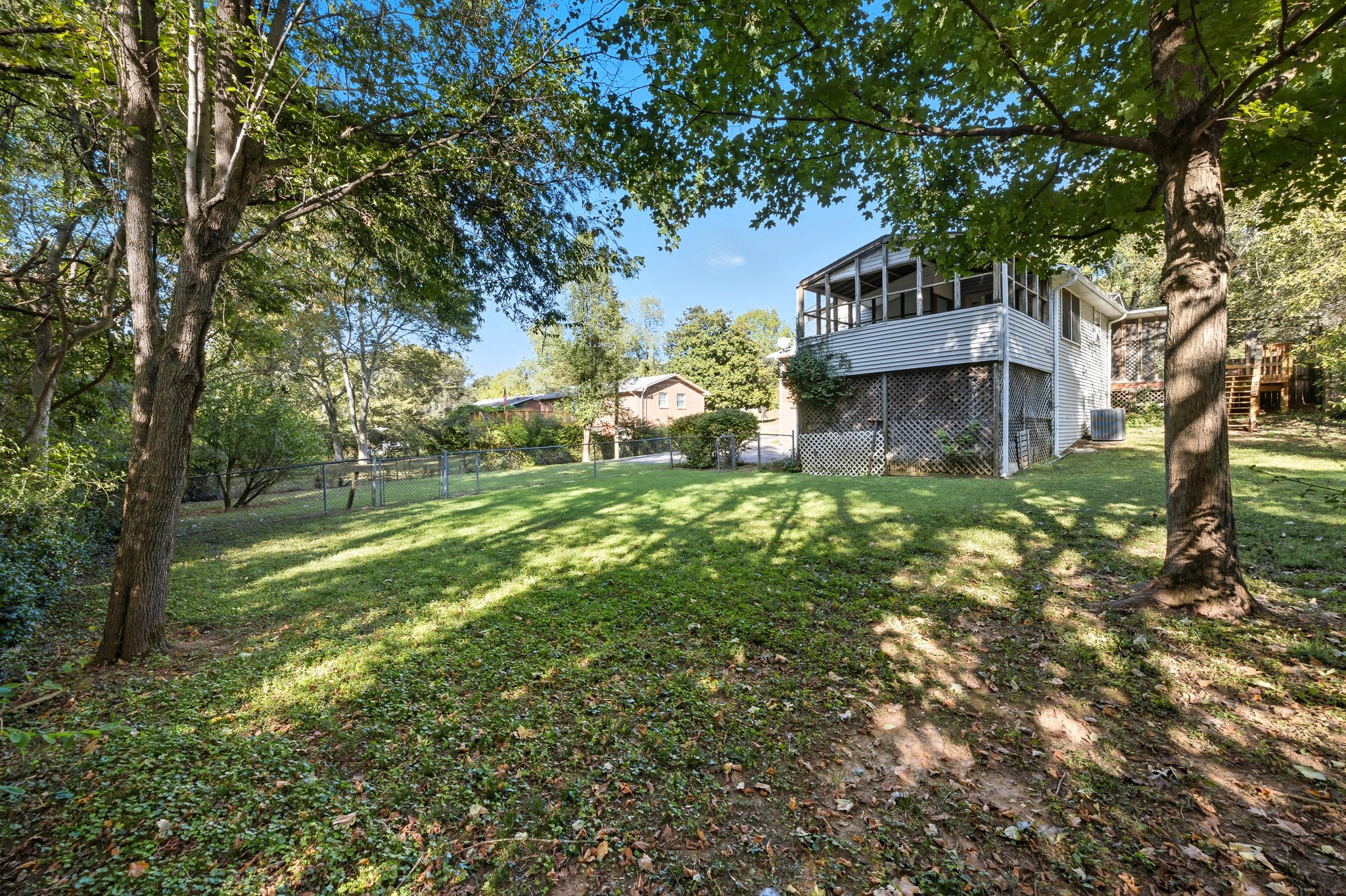 8003 Bonnafair Dr
