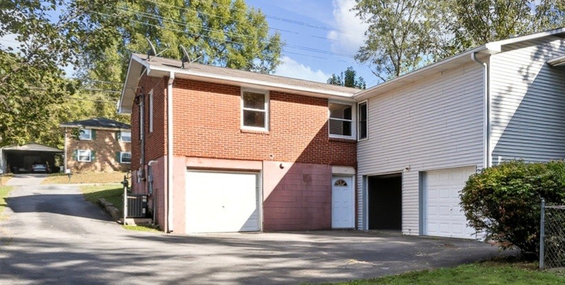 8003 Bonnafair Dr