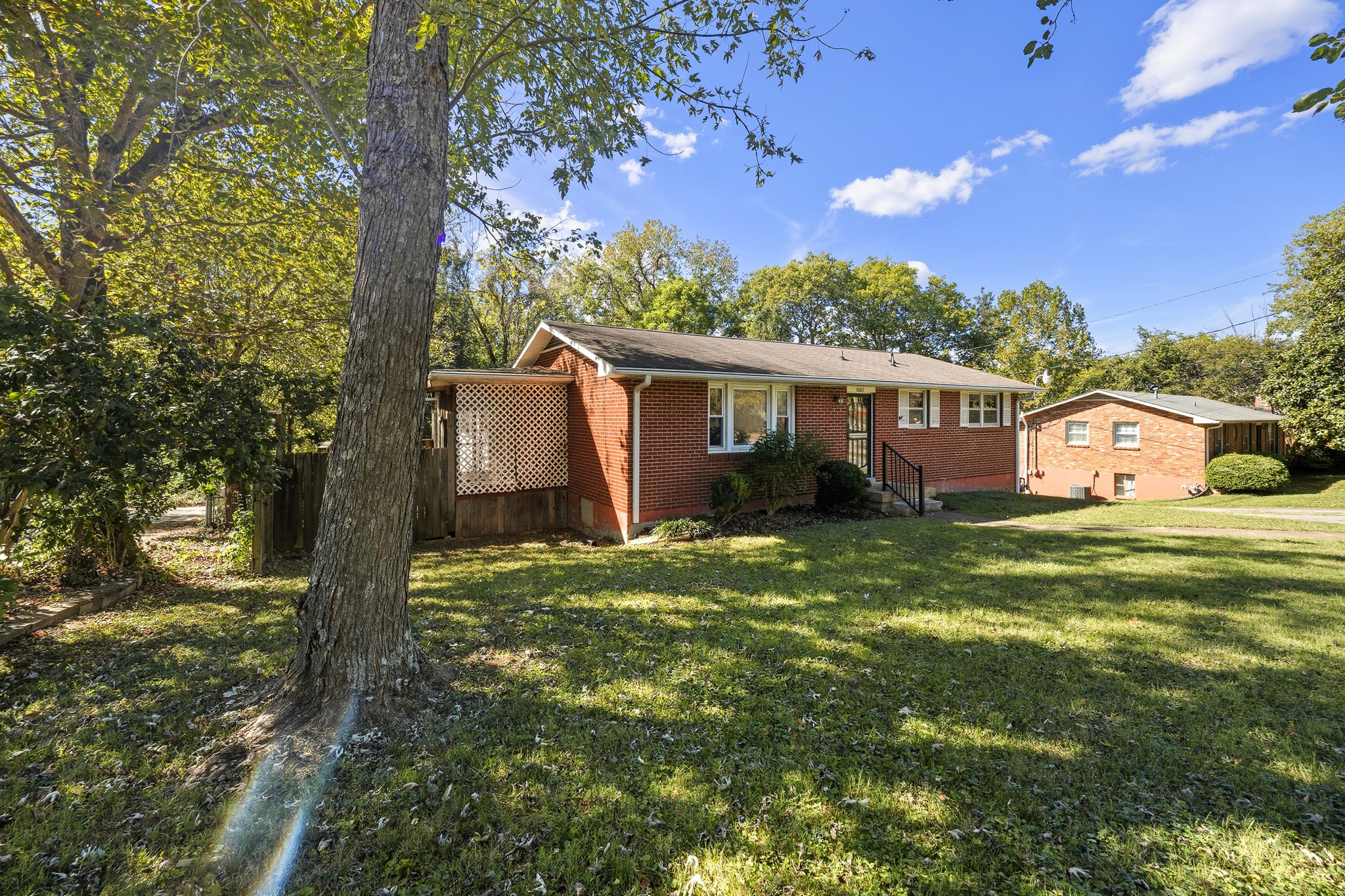 8003 Bonnafair Dr