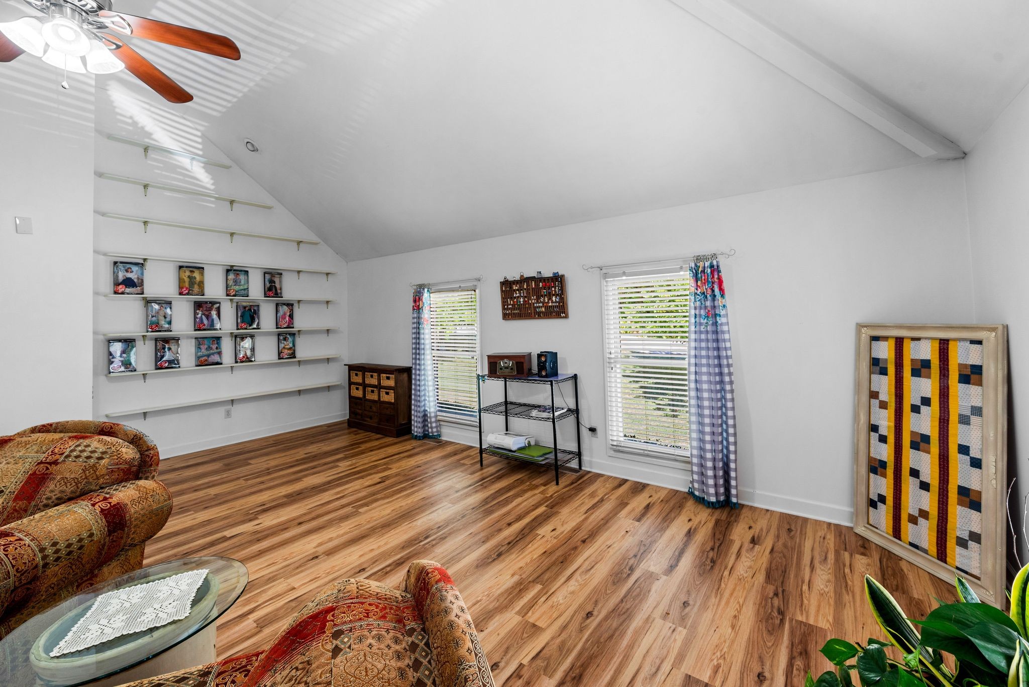 1295 Campbell Rd