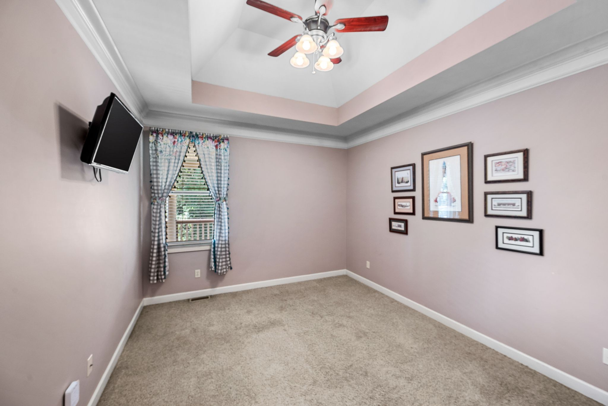 1295 Campbell Rd
