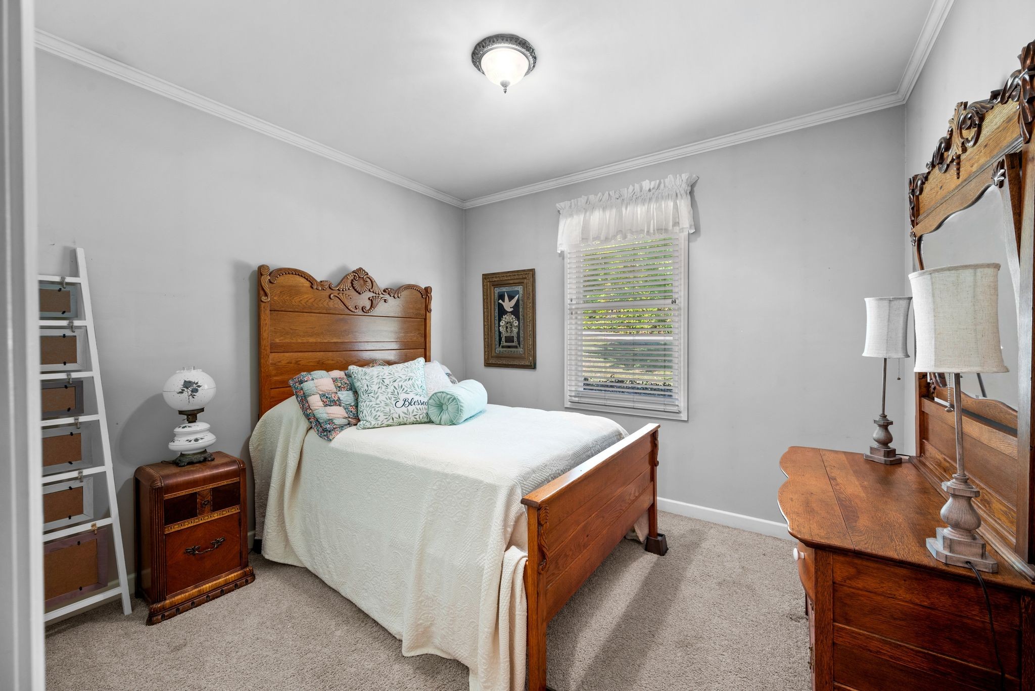 1295 Campbell Rd