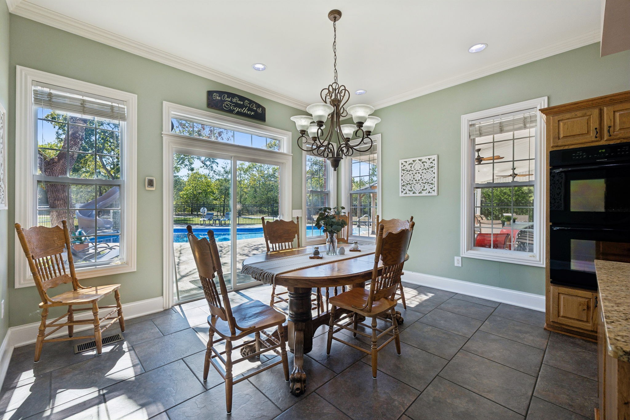 115 Rea Dr
