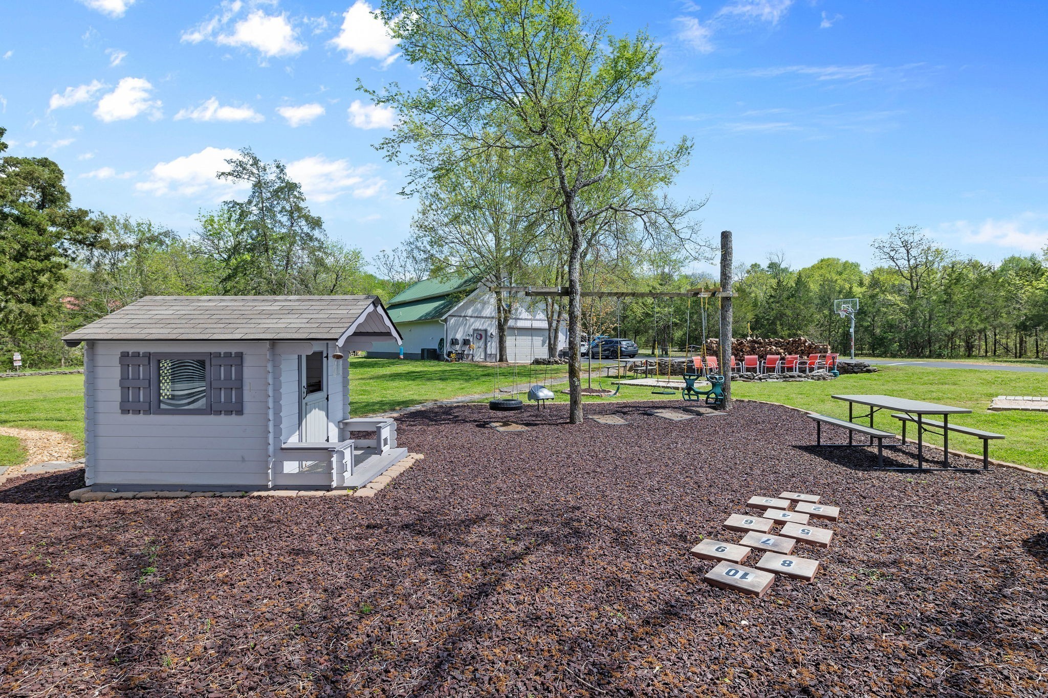115 Rea Dr