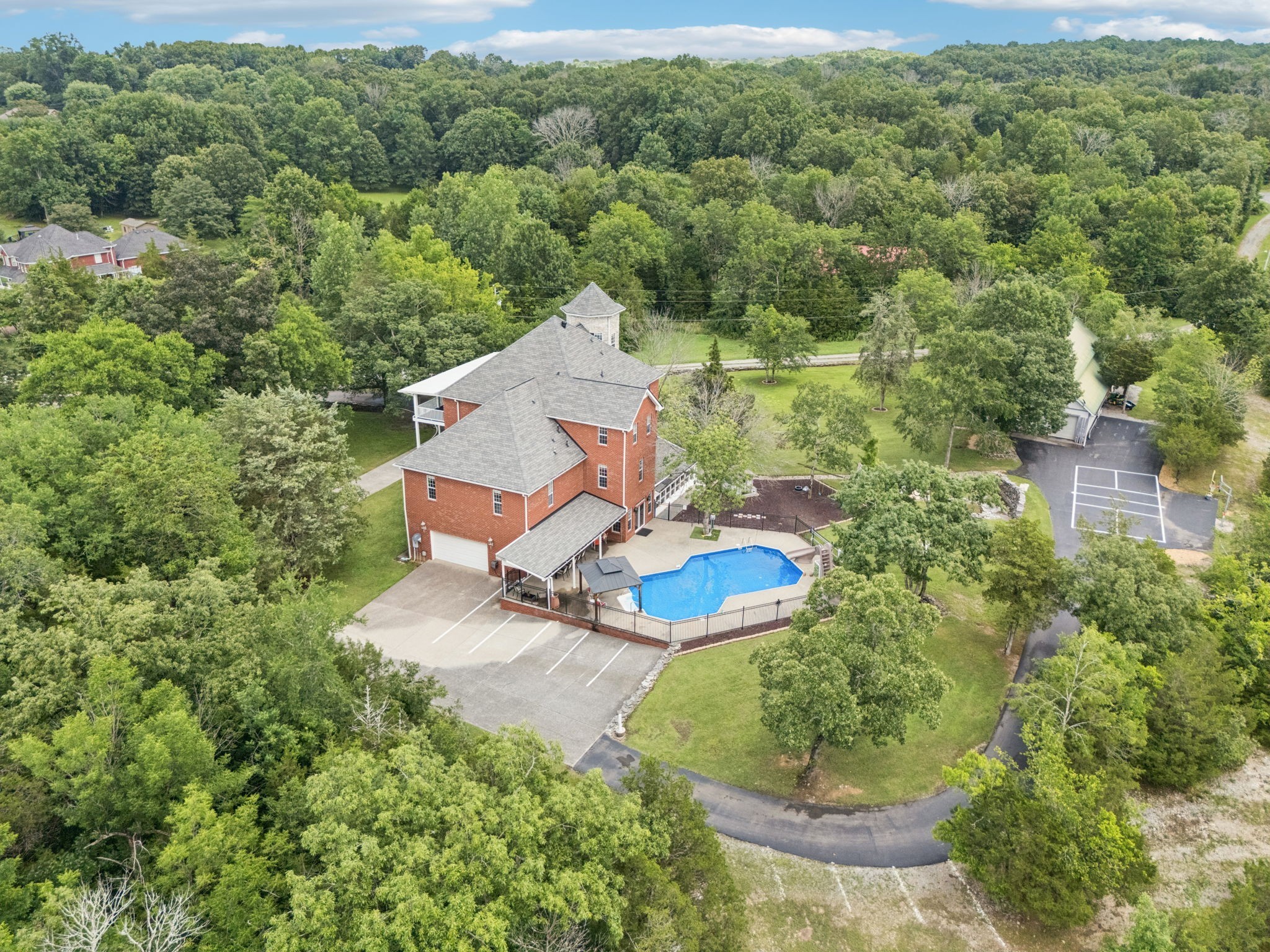 115 Rea Dr