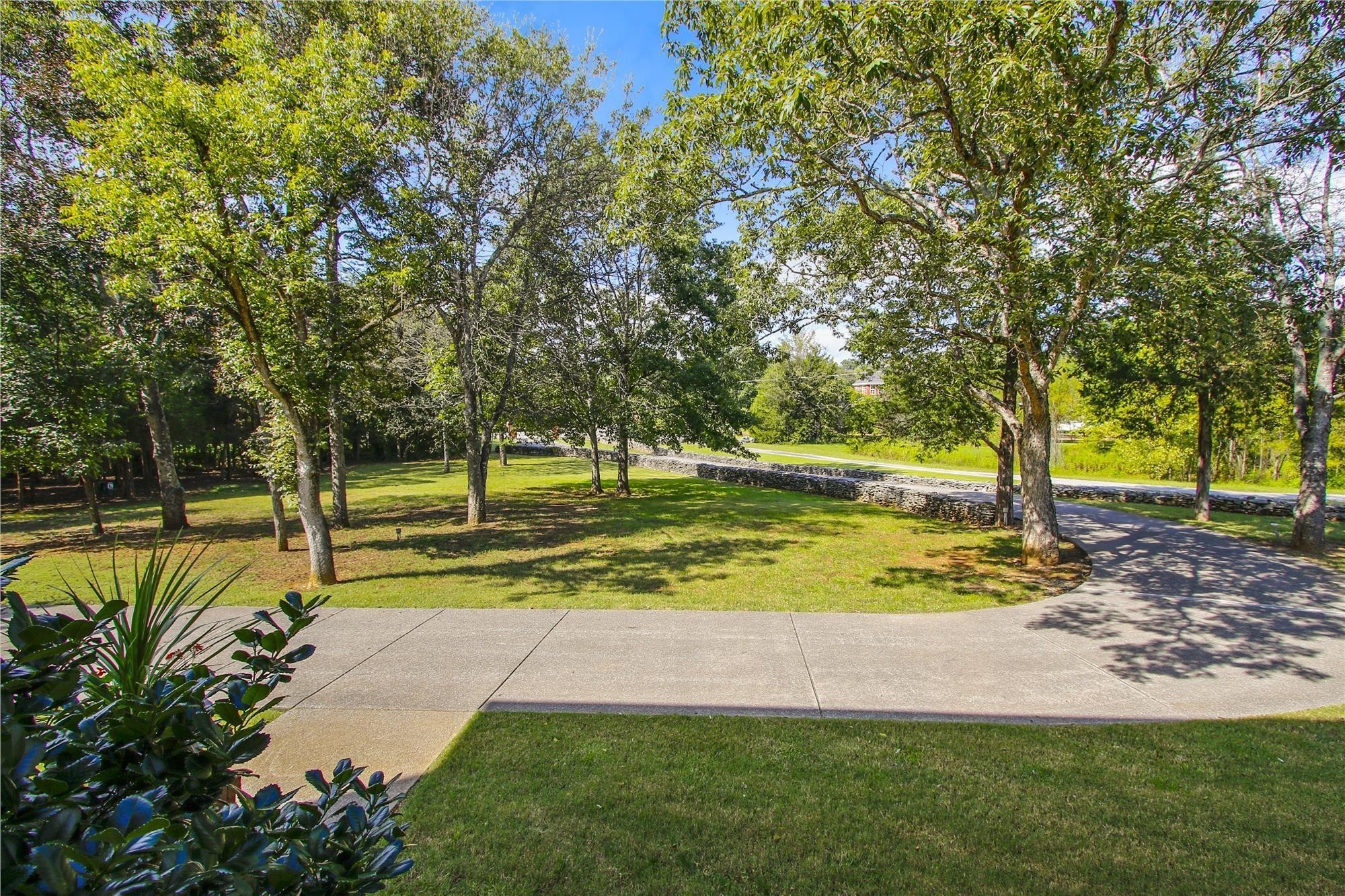 115 Rea Dr