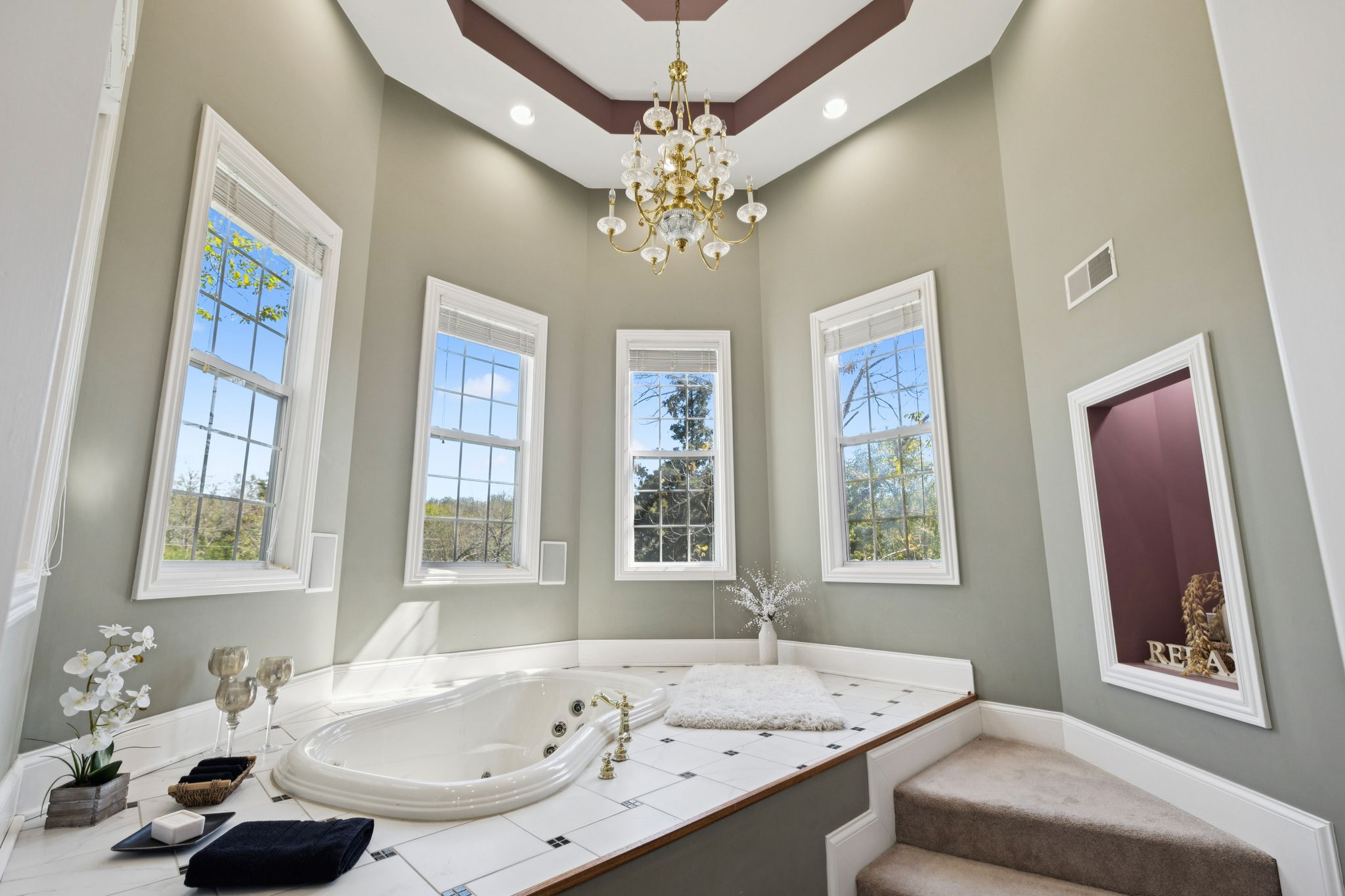 115 Rea Dr