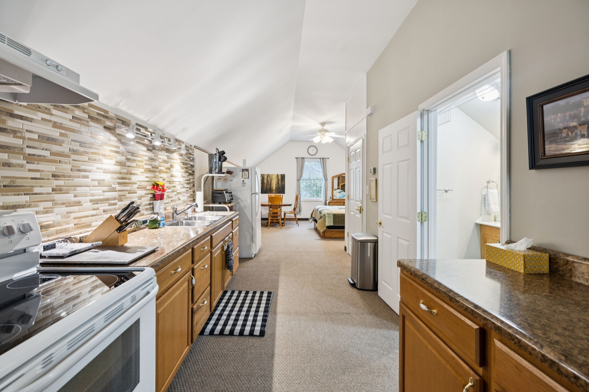 115 Rea Dr