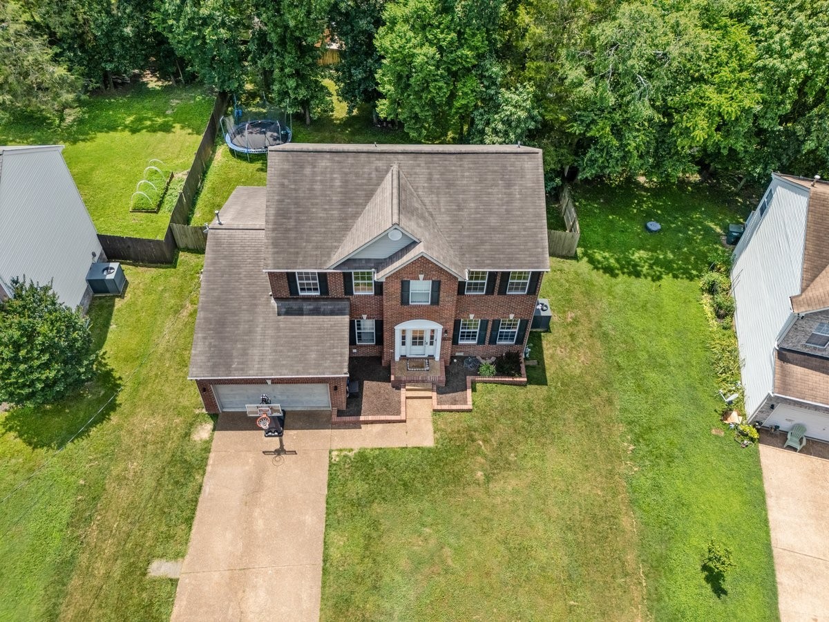 1532 Cardinal Ln