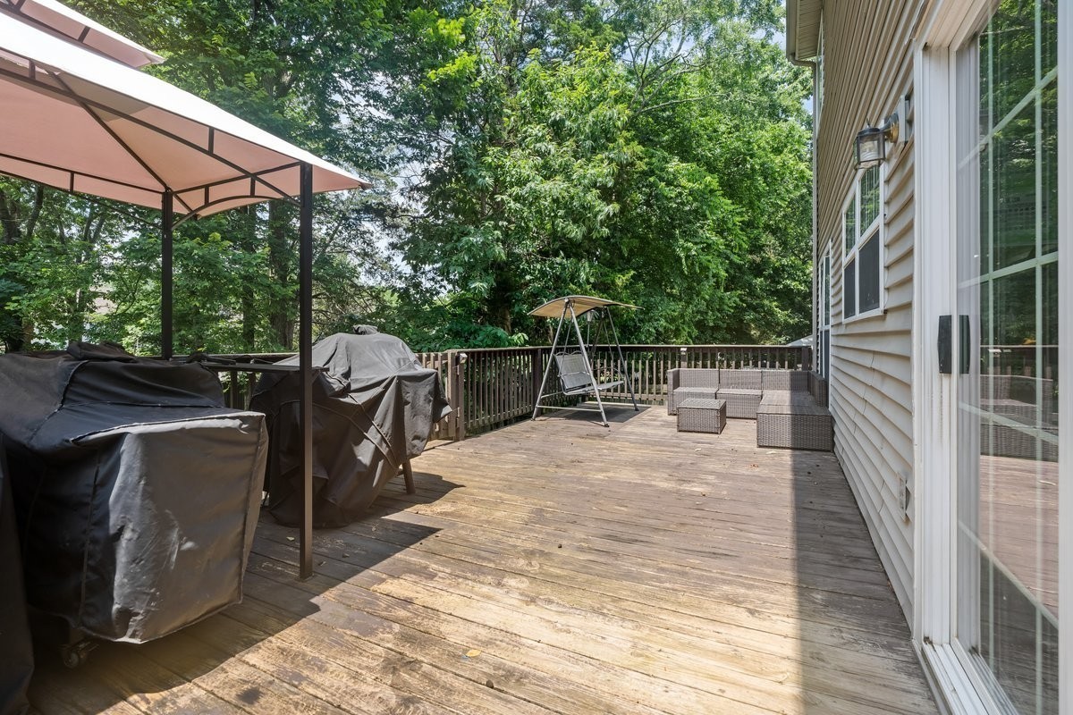 1532 Cardinal Ln