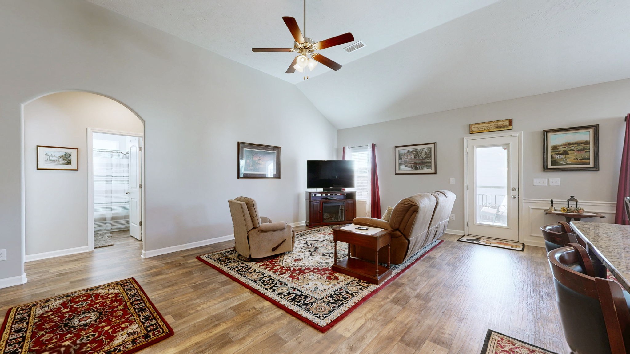 1324 Busiris Dr