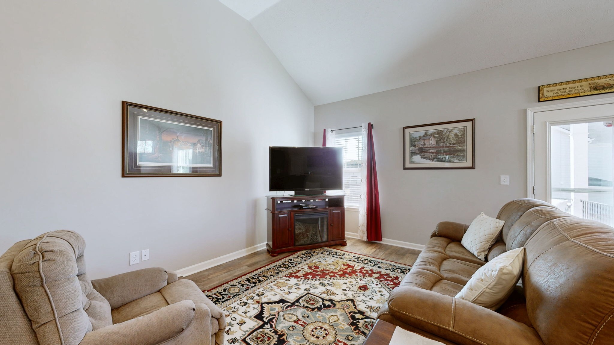 1324 Busiris Dr