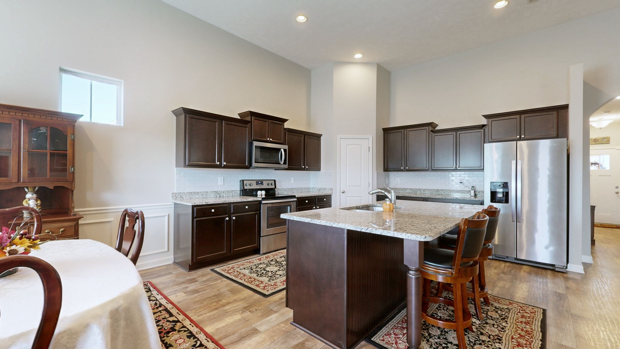 1324 Busiris Dr