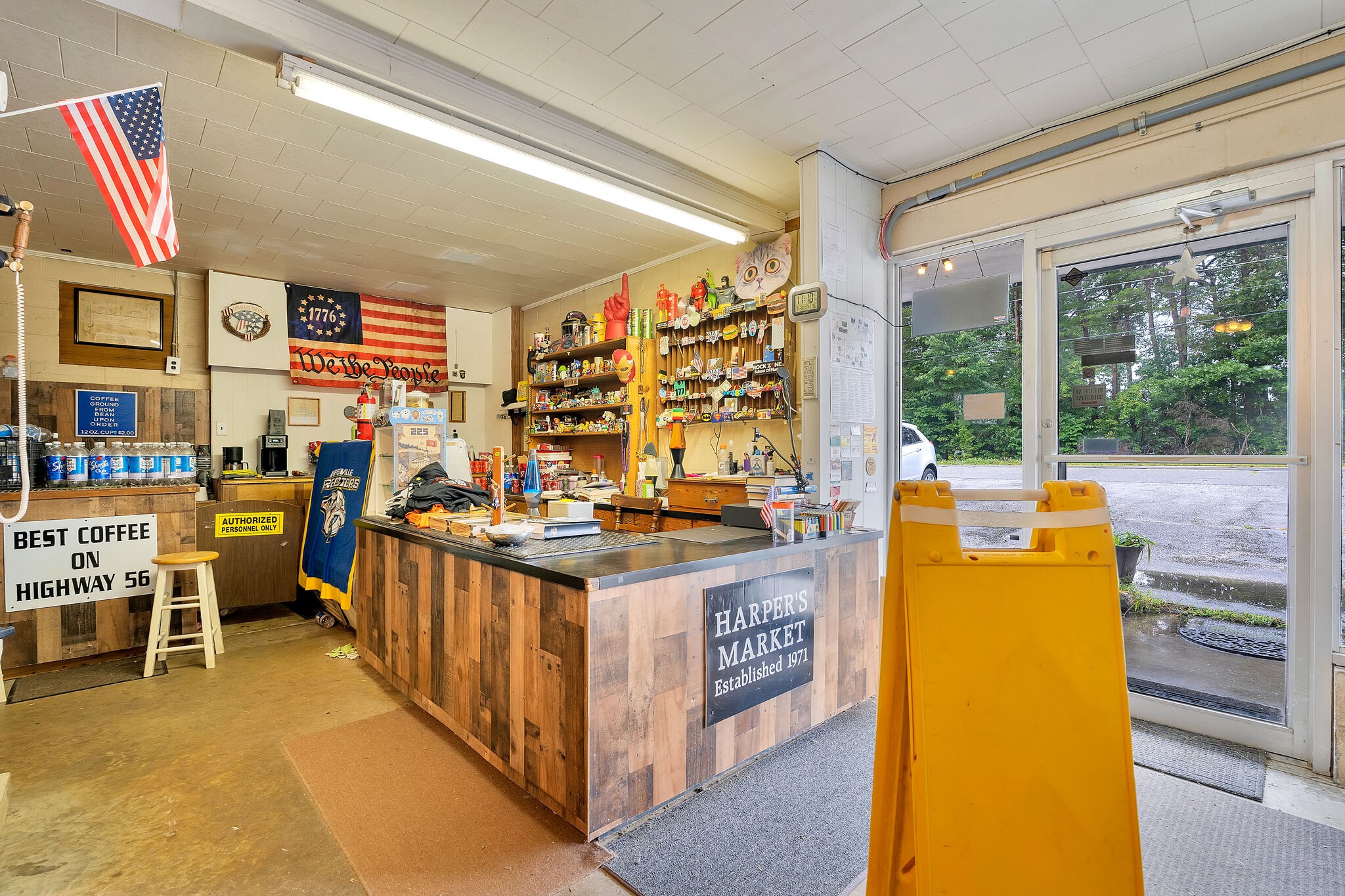 1205 Main St