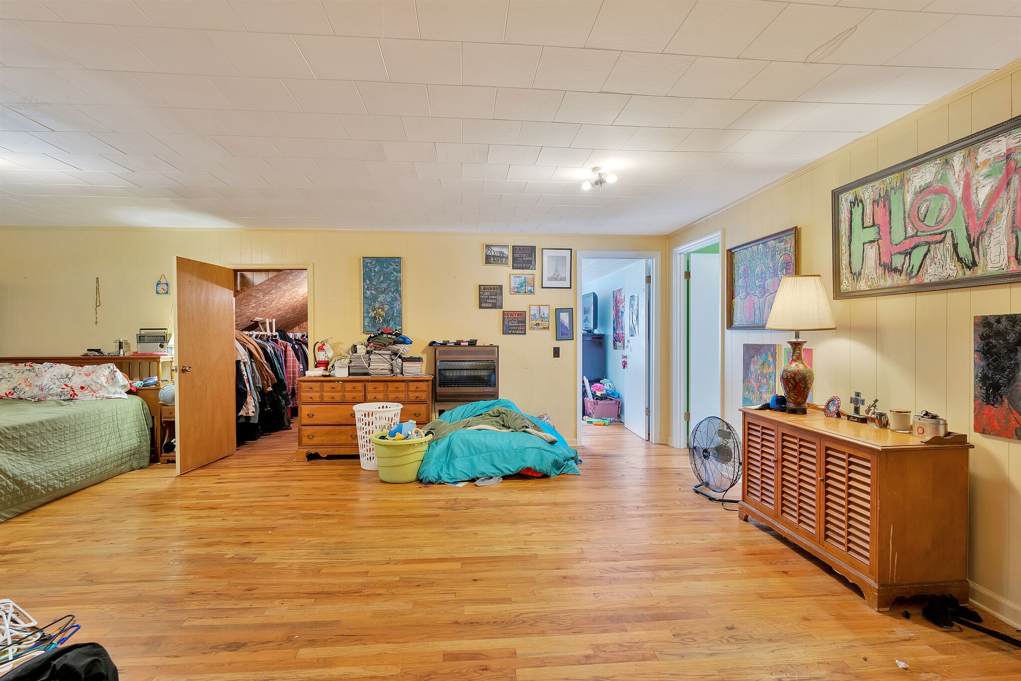 1205 Main St
