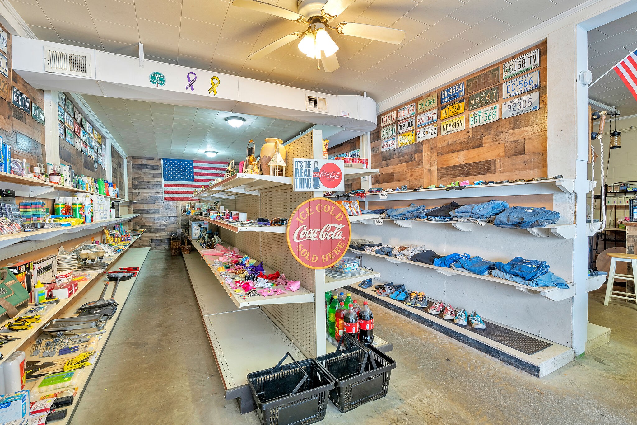 1205 Main St