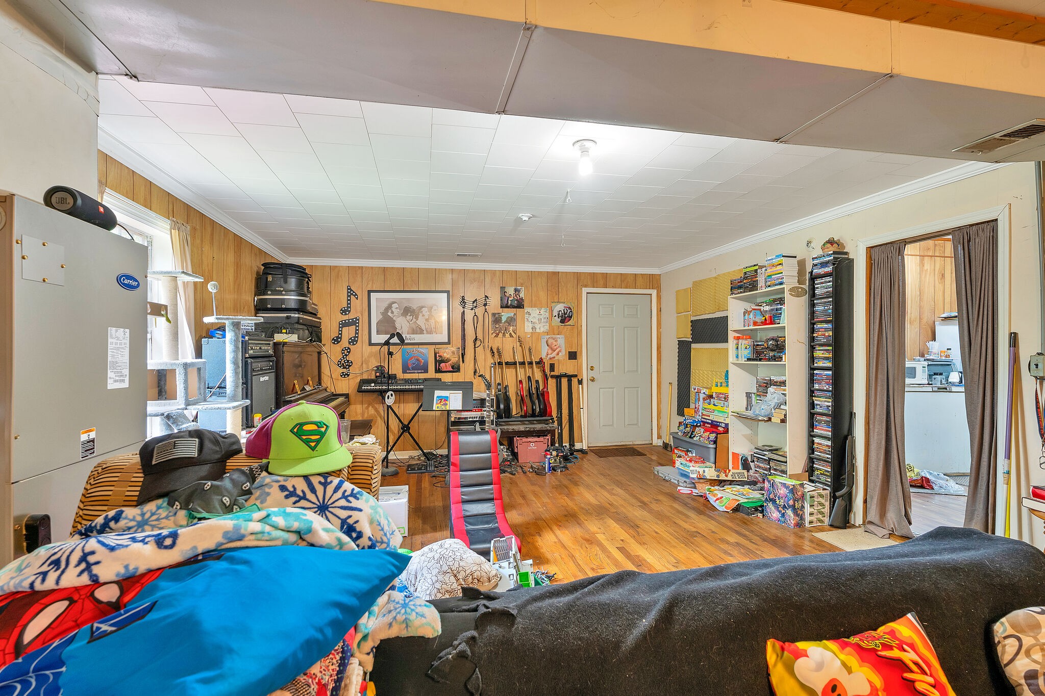 1205 Main St